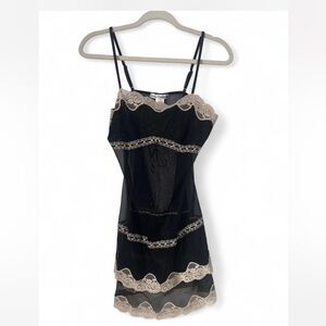Linea Donatella Black and Cream Lace Chemise